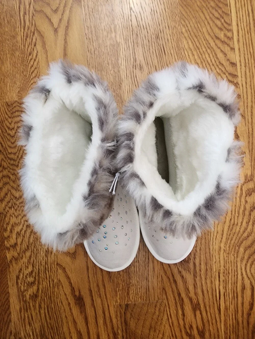 NWT Deadstock Justice Girls Rhinestone Faux Fur Winter Boots White Size Girl's 2